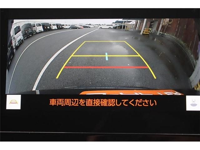 TOYOTA VOXY HYBRID 2022