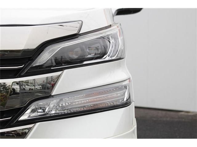 TOYOTA VELLFIRE  HYBRID 4WD 2015