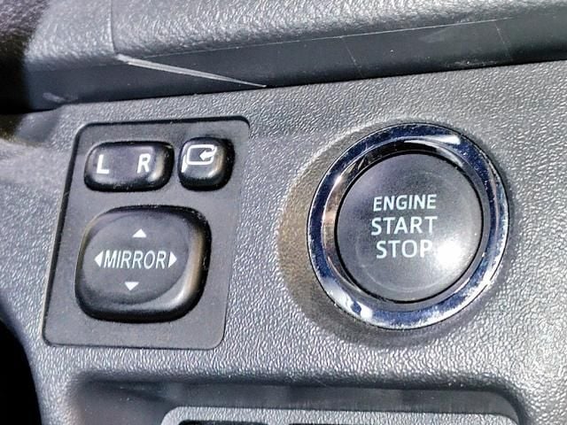 TOYOTA HIACE van 4WD 2022