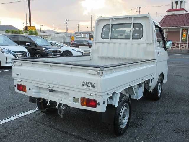 DAIHATSU HIJET truck 4WD 2006