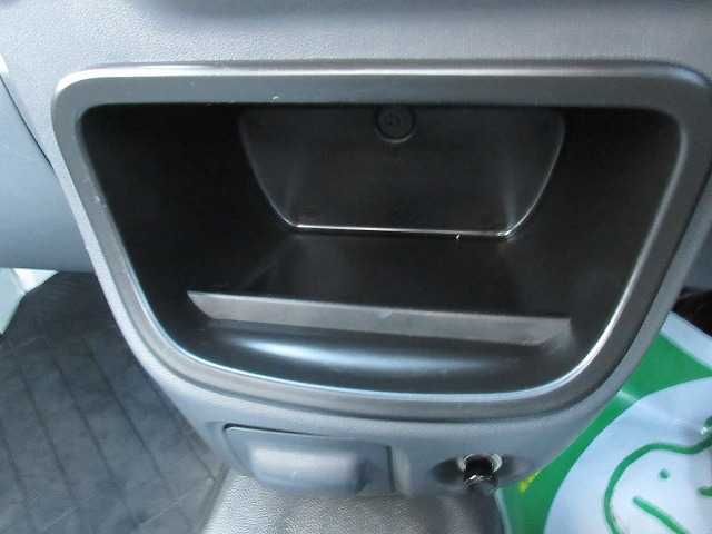 DAIHATSU HIJET truck 4WD 2006