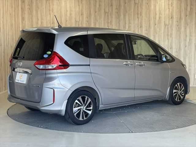 HONDA FREED HYBRID 2017