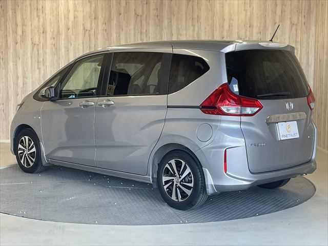 HONDA FREED HYBRID 2017