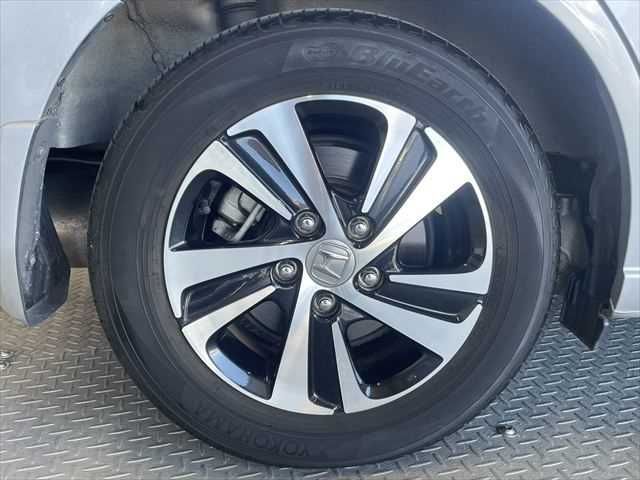 HONDA FREED HYBRID 2017