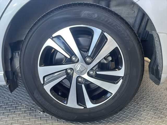 HONDA FREED HYBRID 2017