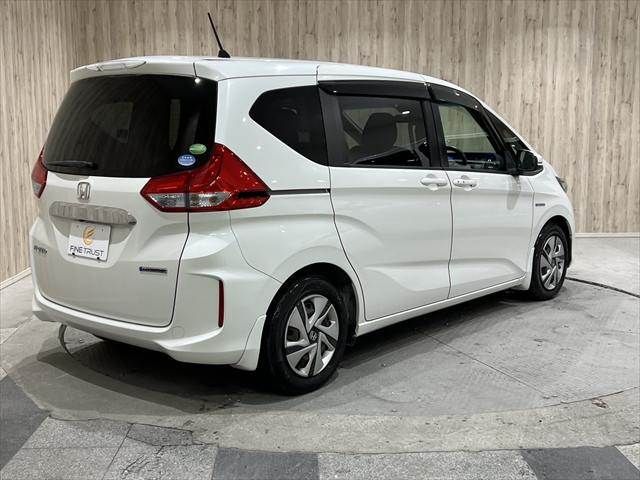 HONDA FREED HYBRID 2016
