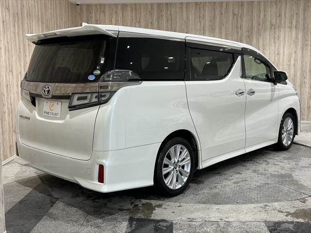 TOYOTA VELLFIRE 2018