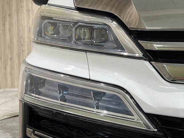 TOYOTA VELLFIRE 2018