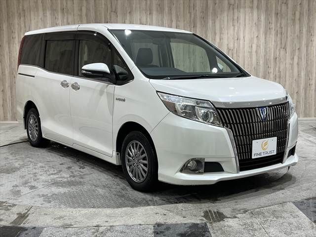 TOYOTA ESQUIRE HYBRID 2014
