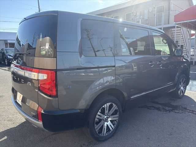 MITSUBISHI DELICA D:5 4WD 2020