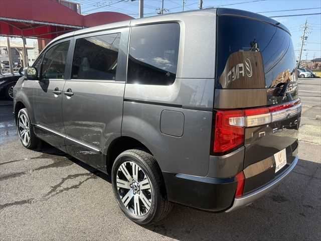 MITSUBISHI DELICA D:5 4WD 2020