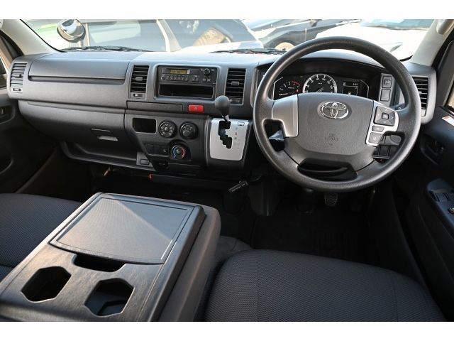 TOYOTA HIACE van 1.15t 2WD 2020