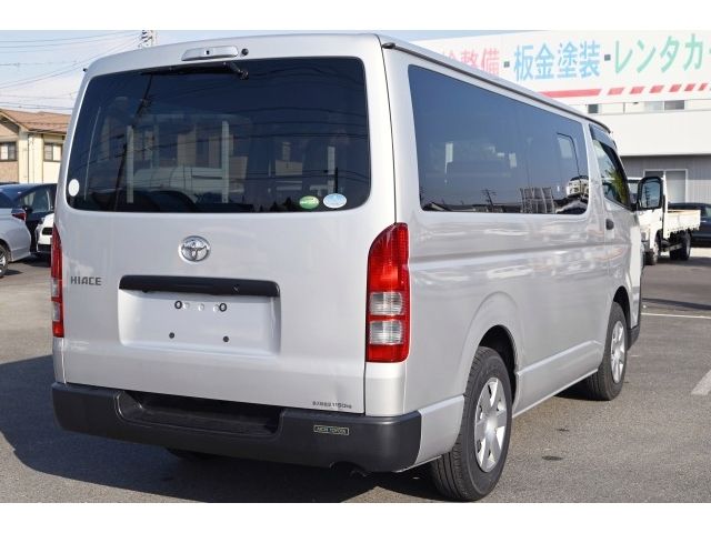 TOYOTA HIACE van 1.15t 2WD 2020