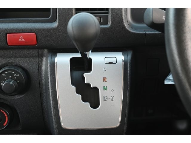 TOYOTA HIACE van 1.15t 2WD 2020