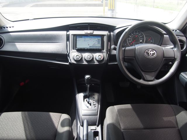 TOYOTA COROLLA AXIO 4WD 2023