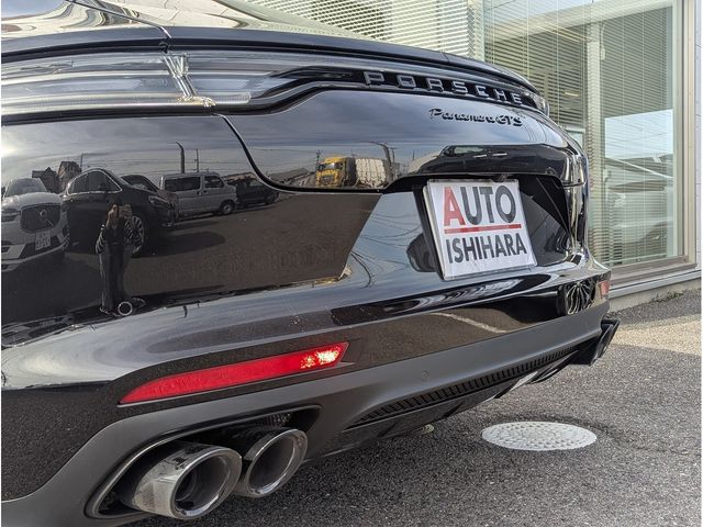 PORSCHE PORSCHE PANAMERA 2021