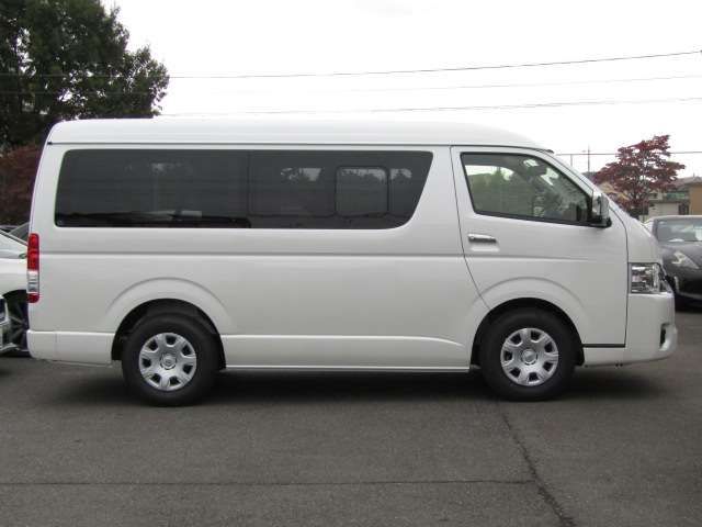TOYOTA HIACE wagon 2025