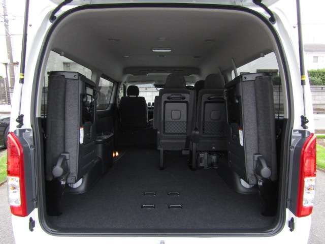 TOYOTA HIACE wagon 2025