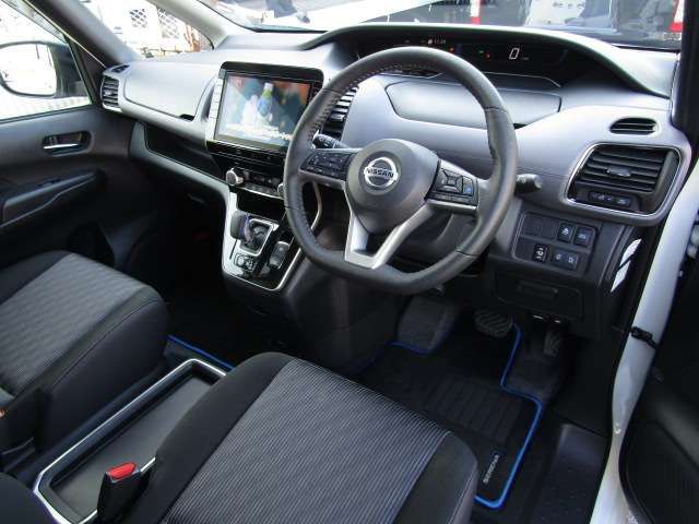 NISSAN SERENA  WG 2022