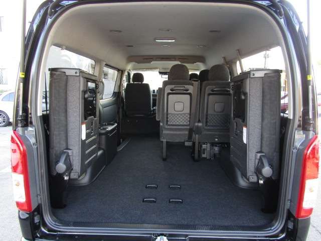 TOYOTA HIACE wagon 4WD 2025