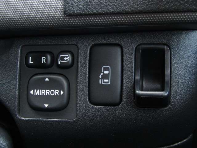 TOYOTA HIACE wagon 2011