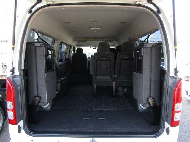 TOYOTA HIACE wagon 2011
