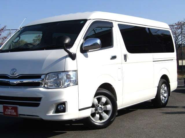 TOYOTA HIACE wagon 2011