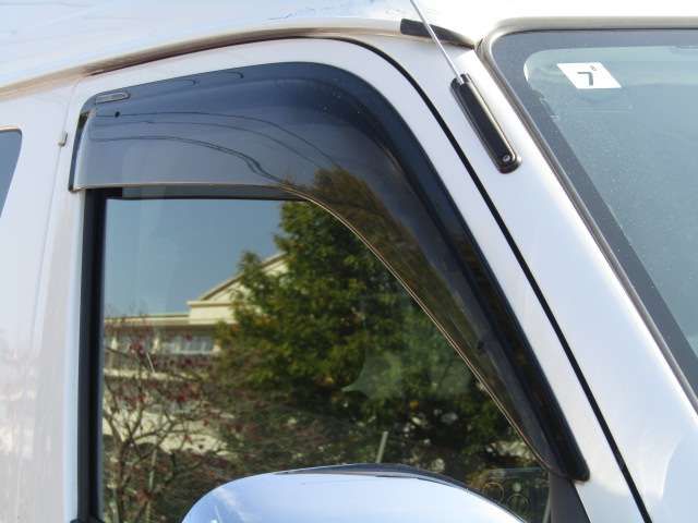 TOYOTA HIACE wagon 2011