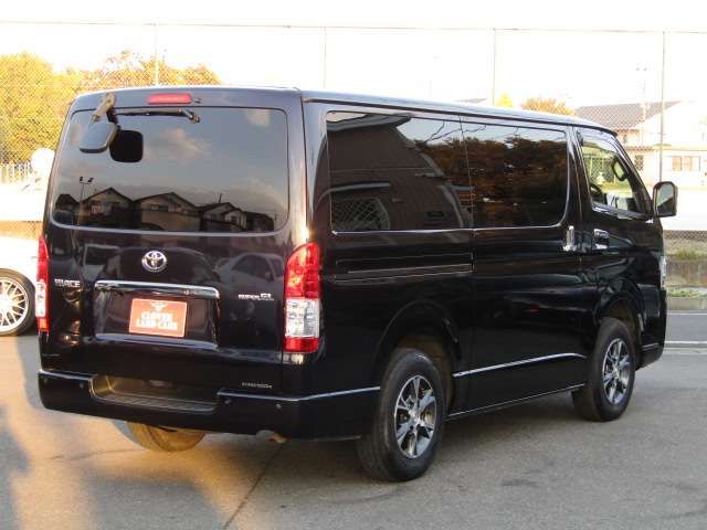 TOYOTA HIACE van 4WD 2022