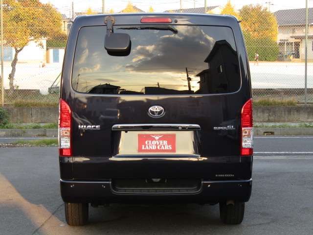 TOYOTA HIACE van 4WD 2022