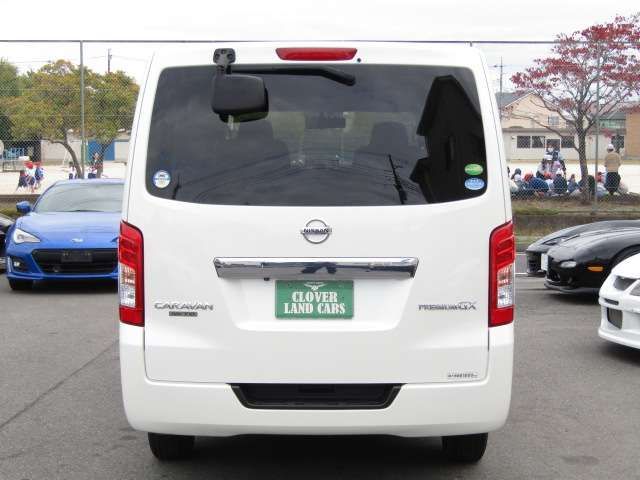 NISSAN NV350 CARAVAN 2021