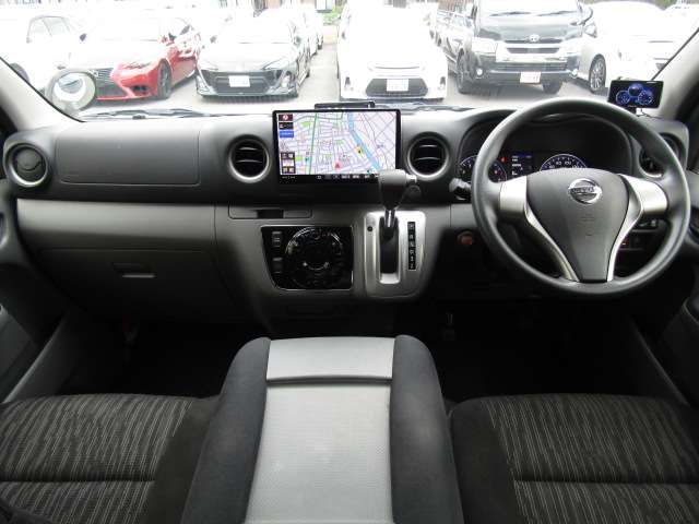 NISSAN NV350 CARAVAN 2021