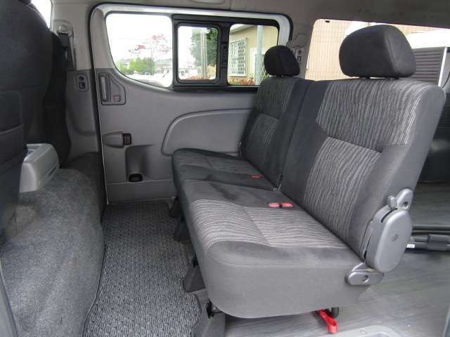 NISSAN NV350 CARAVAN 2021