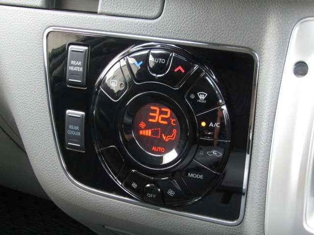 NISSAN NV350 CARAVAN 2021