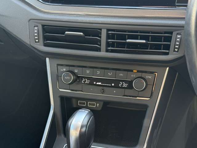 VOLKSWAGEN VOLKSWAGEN POLO 2019