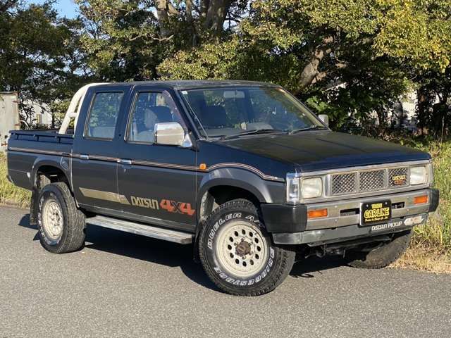 NISSAN DATSUN 4WD 1989