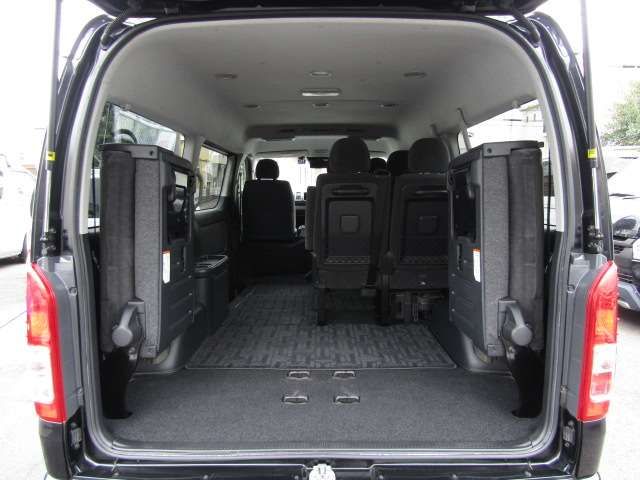 TOYOTA HIACE wagon 4WD 2022