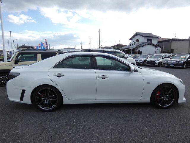 TOYOTA MARK X 2016