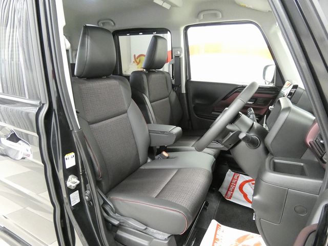 SUZUKI Spacia custom 4WD 2024