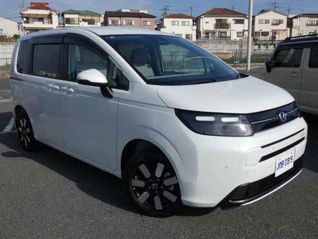 HONDA FREED e:HEV 2025