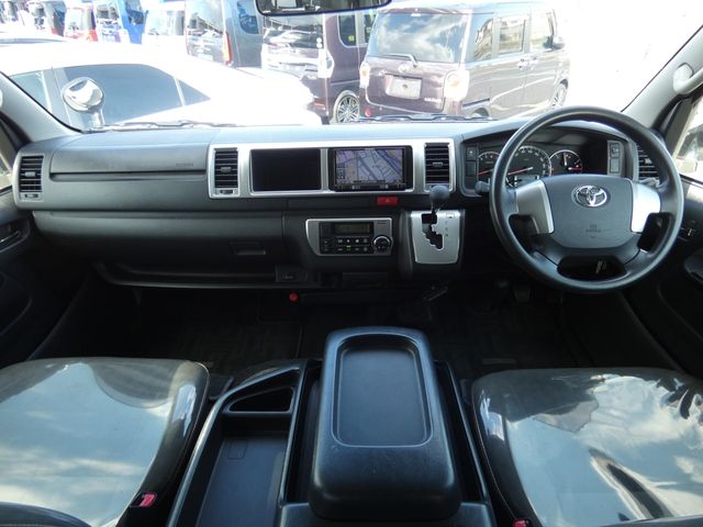 TOYOTA HIACE wagon 2016