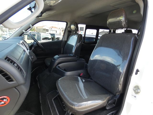 TOYOTA HIACE wagon 2016