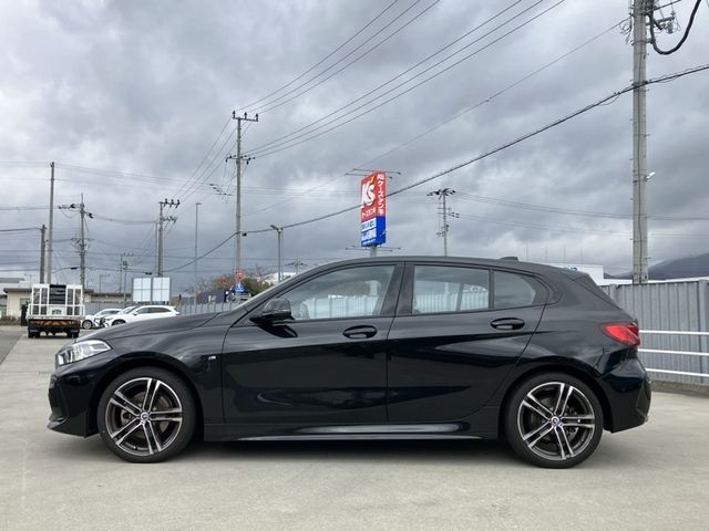 BMW BMW 1series 2023