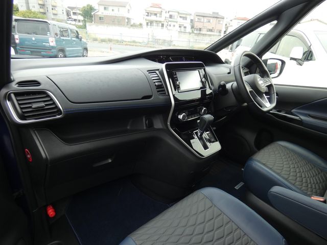 NISSAN SERENA  S-HYBRID 2020