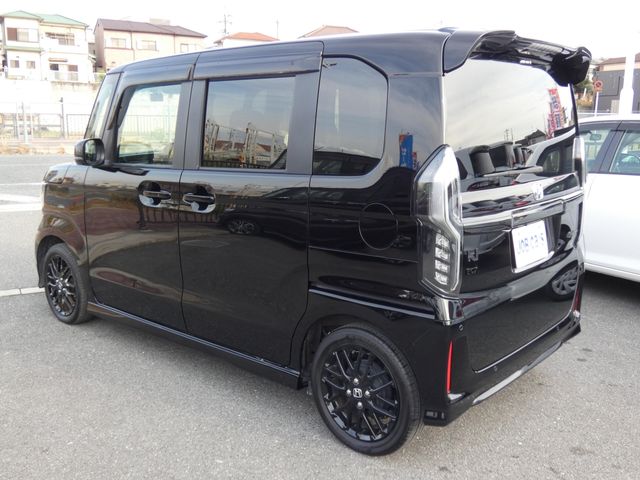 HONDA N BOX CUSTOM 2023