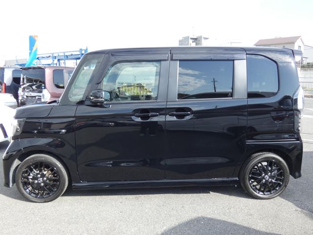 HONDA N BOX CUSTOM 2023