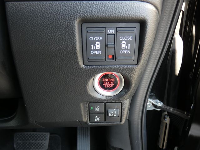 HONDA N BOX CUSTOM 2023