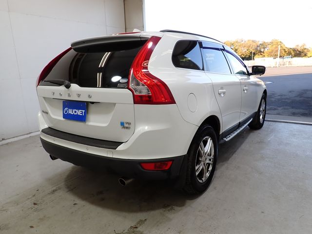 VOLVO VOLVO XC60 2010