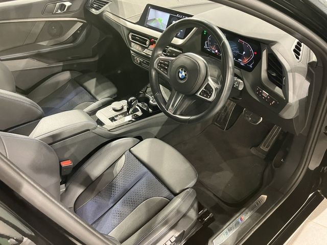 BMW BMW 1series 2023