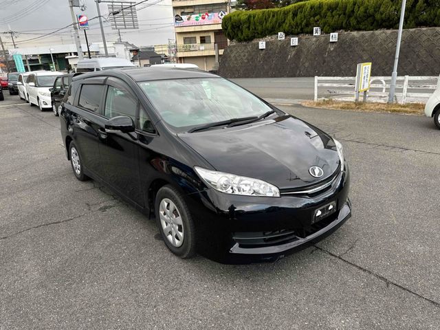 TOYOTA WISH 2012